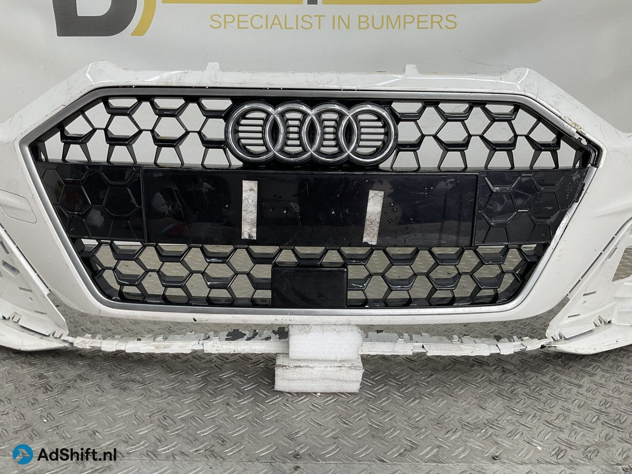 Bumper Audi A1 82A Sline S-Line KLS 19-23 82A807437F Voorbum, Bumper