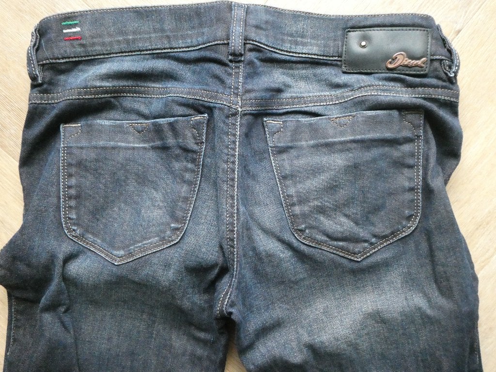 Mooie Diesel Livier dames spijkerbroek maat 28-34, Blauw, Ophalen of Verzenden, Zo goed als nieuw, Diesel