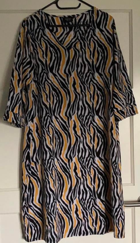 Jurk maat 42/44, Nieuw!, Kleding | Dames, Jurken, Overige kleuren, Verzenden, Maat 42/44 (L), Nieuw