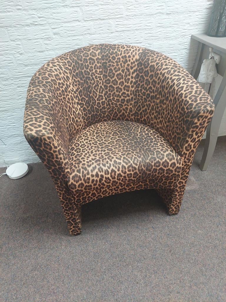 Stoel panterprint, Huis en Inrichting, Stoelen, Ophalen, Eén