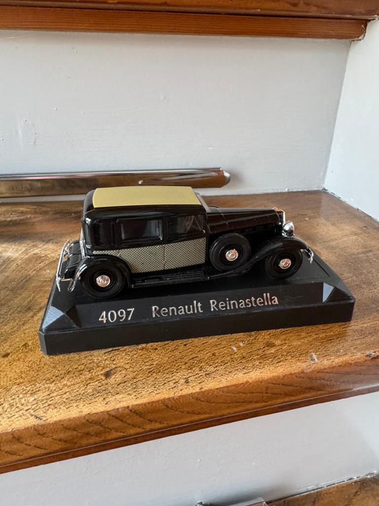 Schaalmodelauto: 4097 Renault Reinastella 1934, Ophalen of Verzenden, Gebruikt, Auto's