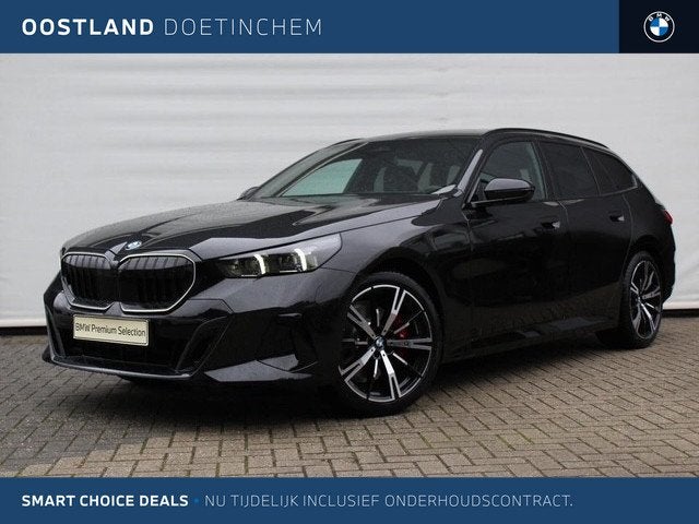 BMW 5 Serie Touring 520i M Sport Automaat / Trekhaak / Bower
