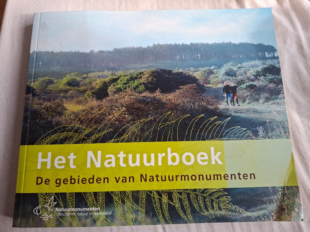 Het Natuurboek, de gebieden van Natuurmonumenten, Boeken, Ophalen of Verzenden, Natuur algemeen