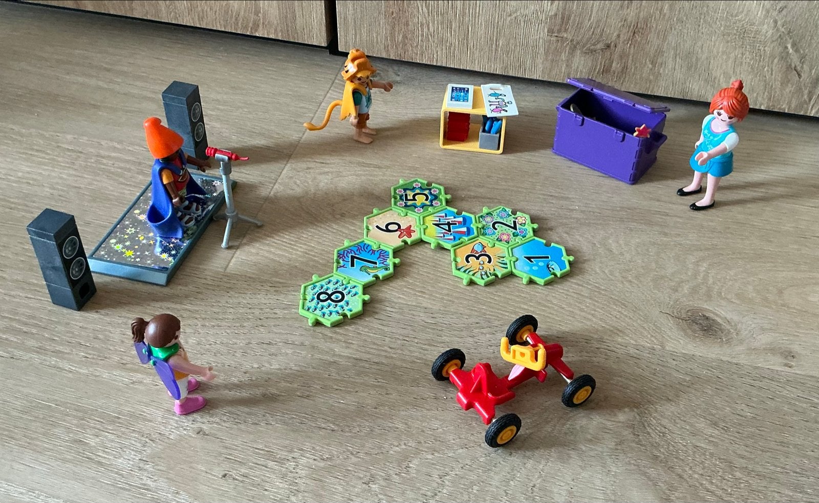 Playmobil kinderopvang, Ophalen of Verzenden, Zo goed als nieuw, Family fun, Overige typen