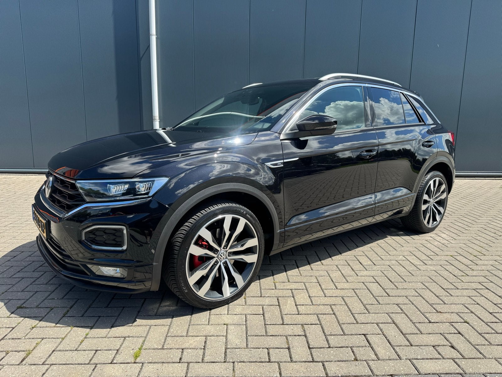 Volkswagen T-Roc 1.5 TSI 150pk 7-DSG 2019 Zwart full option, Auto's, 1498 cc, 4 cilinders, Zwart, 14 km/l