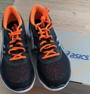 Hardloopschoenen  Asics, Sport en Fitness, Loopsport en Atletiek, Hardloopschoenen, Nieuw, Ophalen of Verzenden, Hardlopen