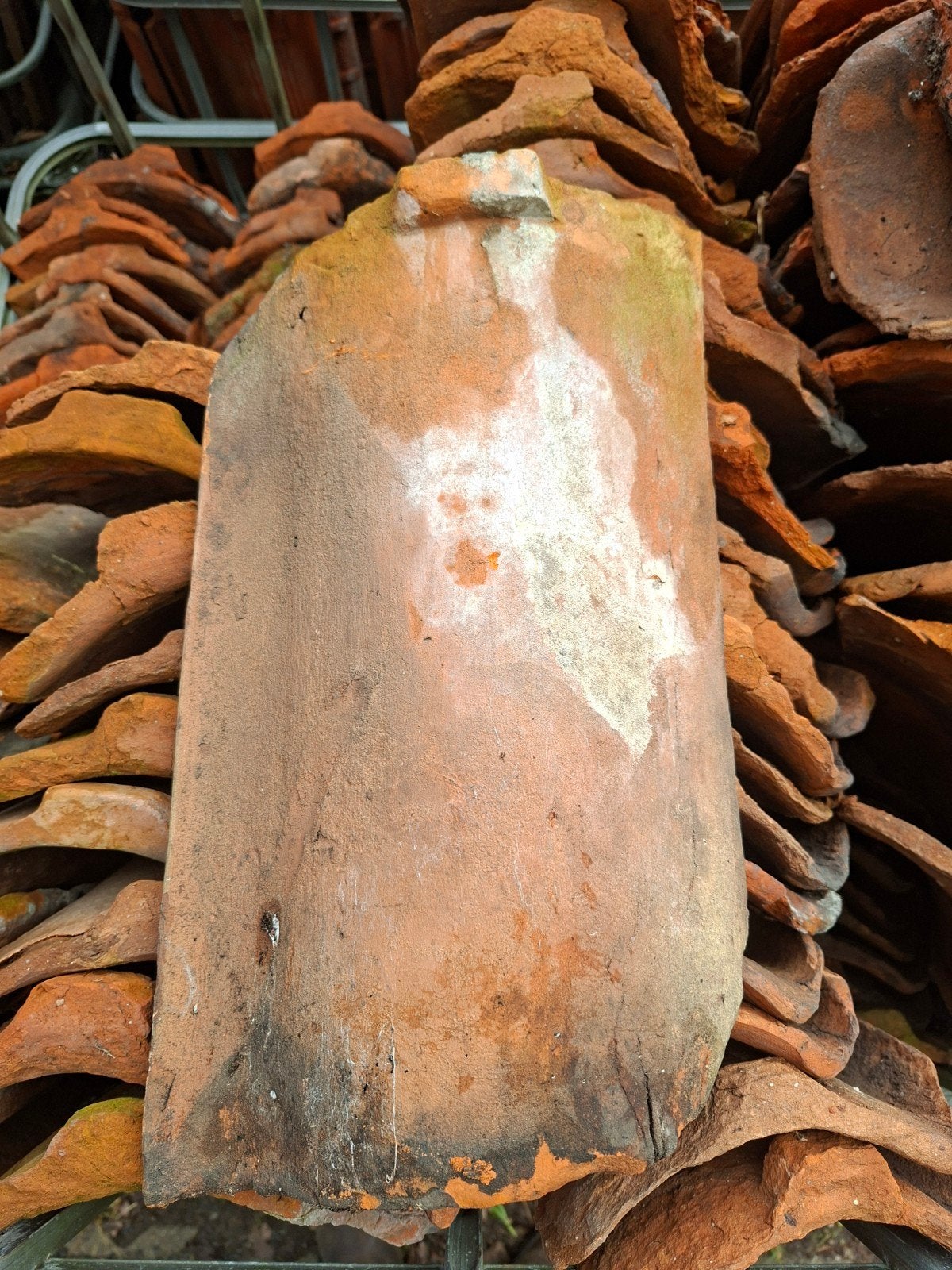 Oude rode handvorm langdaks dakpannen 1600 stuks, Doe-het-zelf en Verbouw, Ophalen, Gebruikt, Steen of Klei, 15 m² of meer