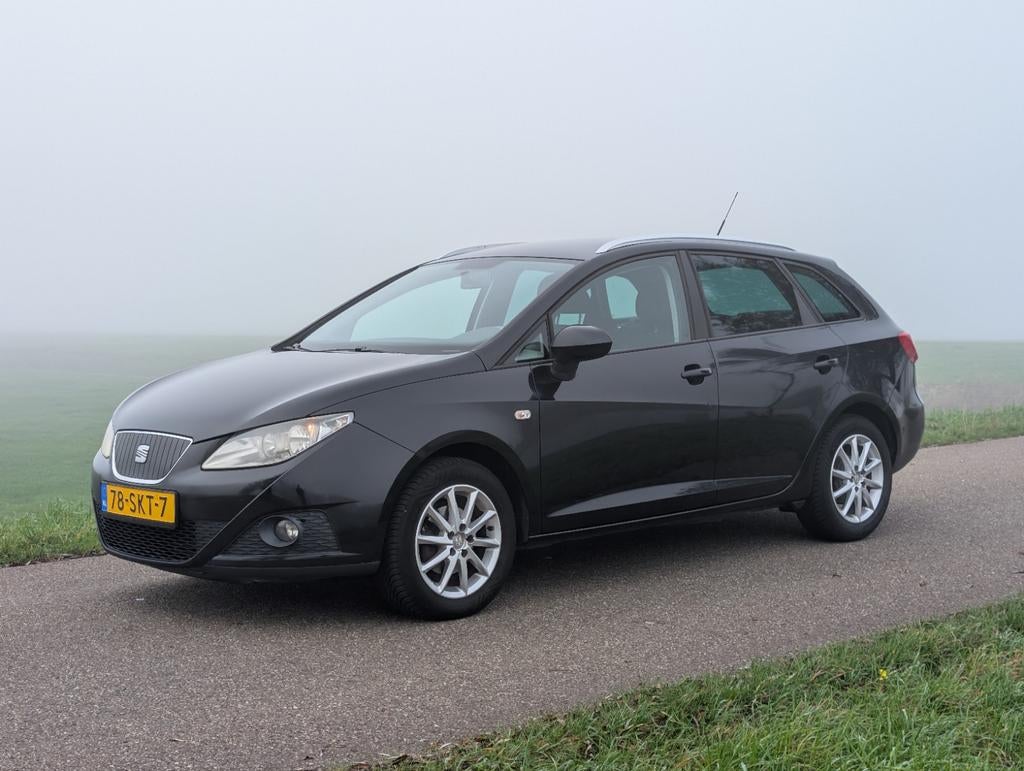 Seat Ibiza 1.2TDI 55KW Ecomotive ST 2011 Zwart, Auto's, Seat, Voorwielaandrijving, 74 pk, 1199 cc, Origineel Nederlands