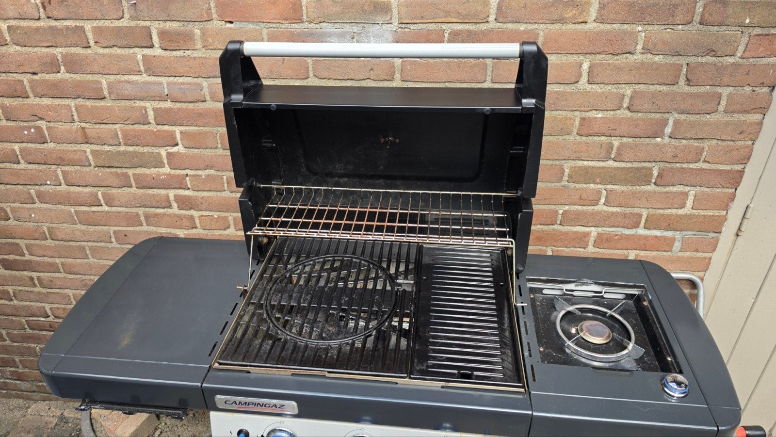 Campingaz gasbarbecue met 3 branders en zijbrander, Ophalen, Gebruikt, Campingaz