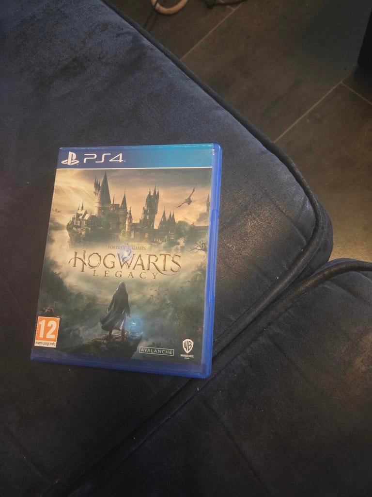 Hogwarts Legacy (PS4), Spelcomputers en Games, Games | Sony PlayStation 4, Overige genres, 1 speler, Eén computer, Ophalen of Verzenden