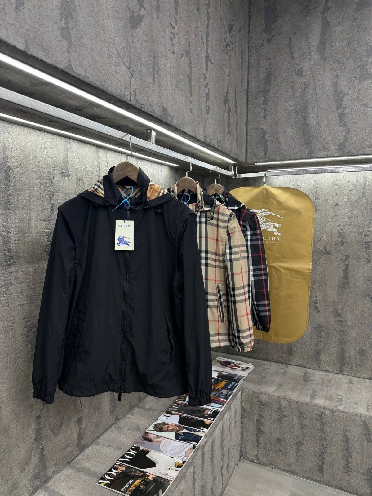 Burberry met verwijderbare mouwen, Ophalen of Verzenden, Nieuw