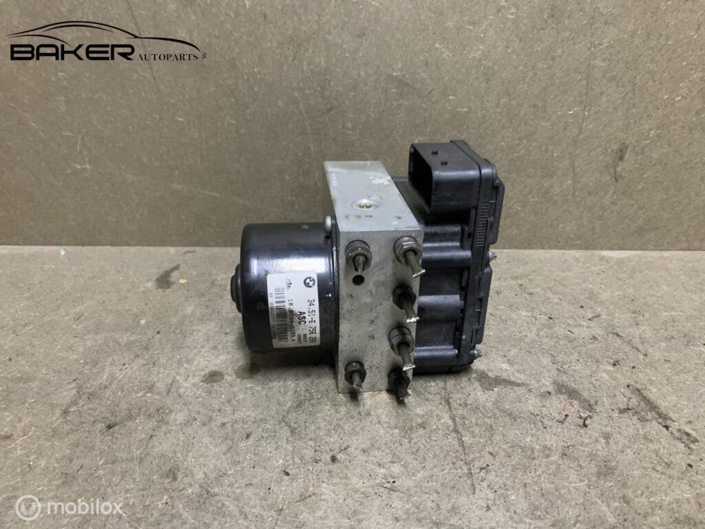 ABS pomp BMW 3-serie E46 330i ('99-'05) 34516756288, Gebruikt, Ophalen of Verzenden, BMW, BMW