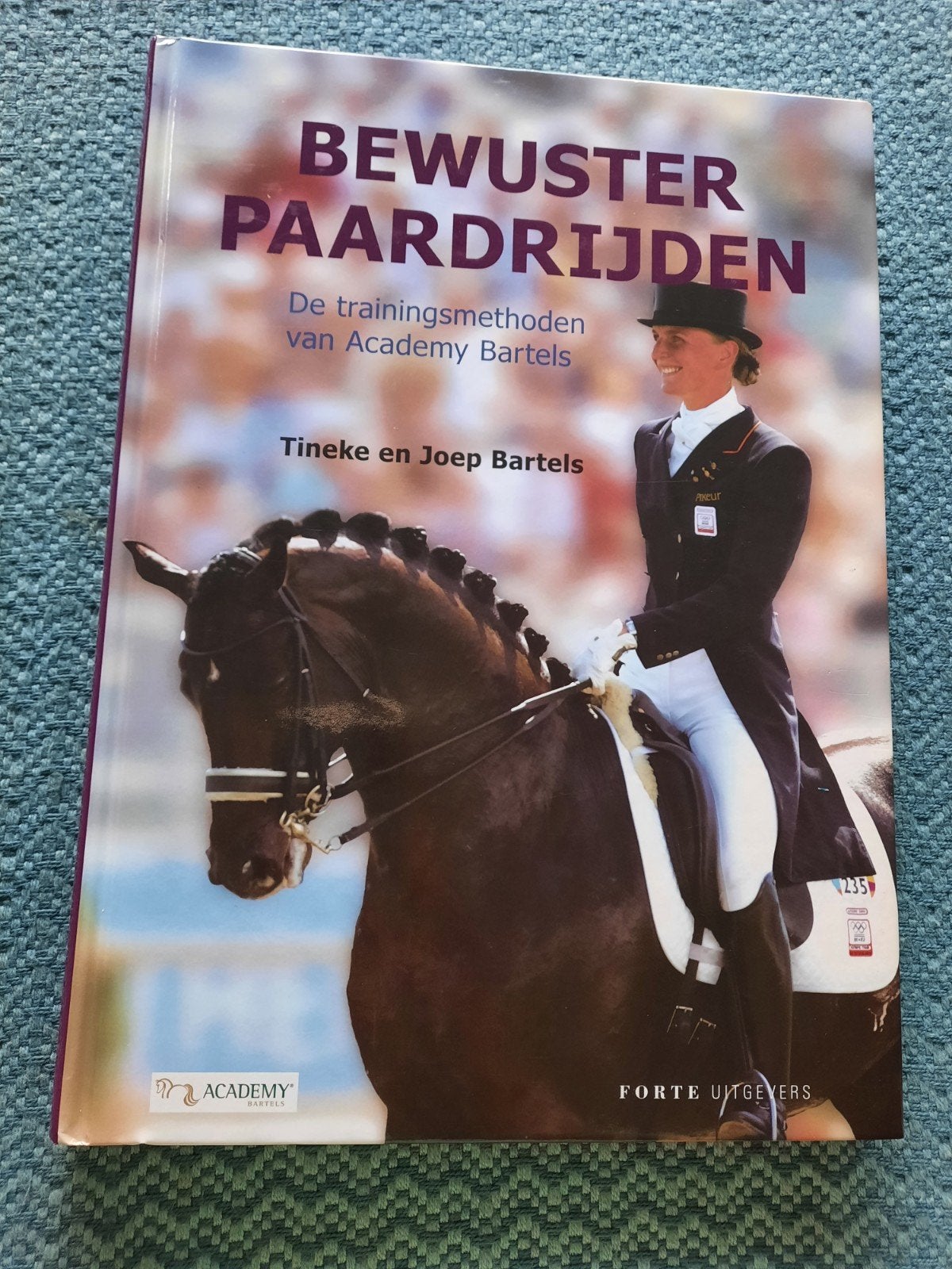 Bewuster Paardrijden - Trainingstechnieken Academy Bartels, Boeken, Ophalen of Verzenden, Zo goed als nieuw, Tineke en Joep Bartels