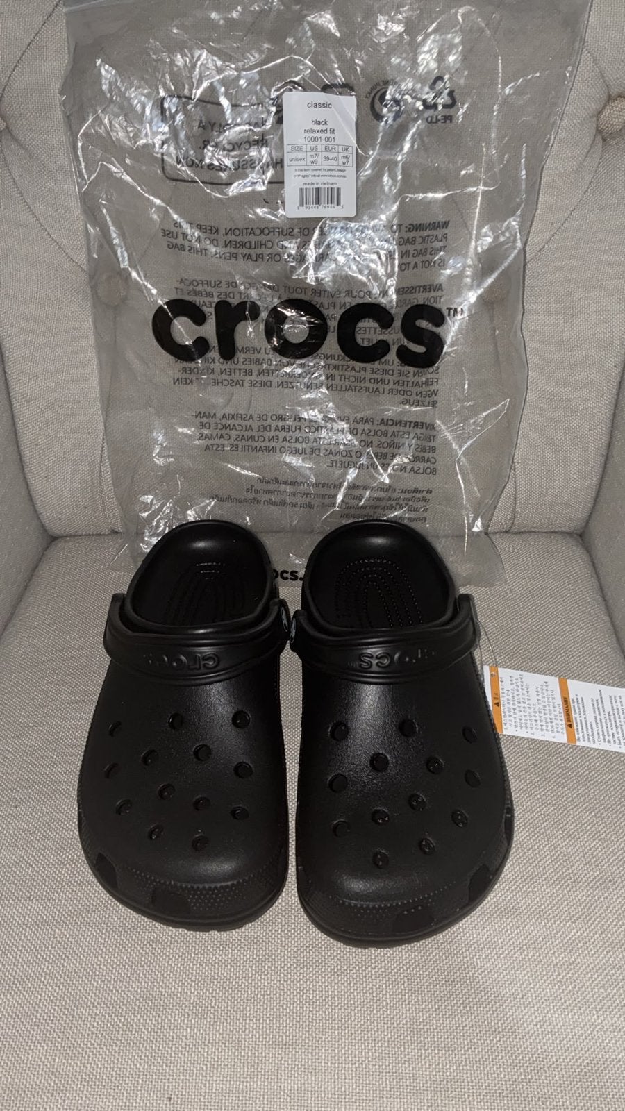 Nieuwe Crocs Classic Clogs Zwart - Maat 39/40, Ophalen of Verzenden, Nieuw, Zwart, Slippers
