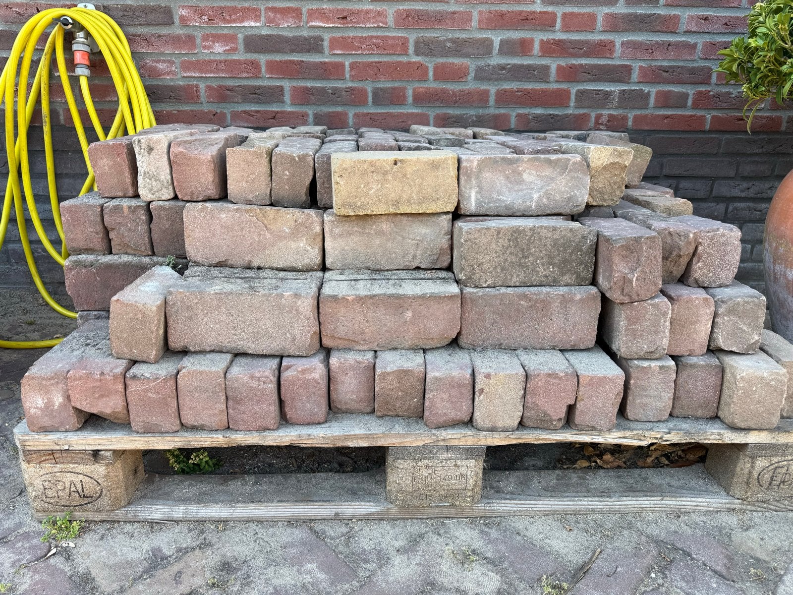 Dikformaat gebakken getrommelde 7 duimers, Tuin en Terras, Tegels en Klinkers, Ophalen, Gebruikt, Keramiek, Klinkers