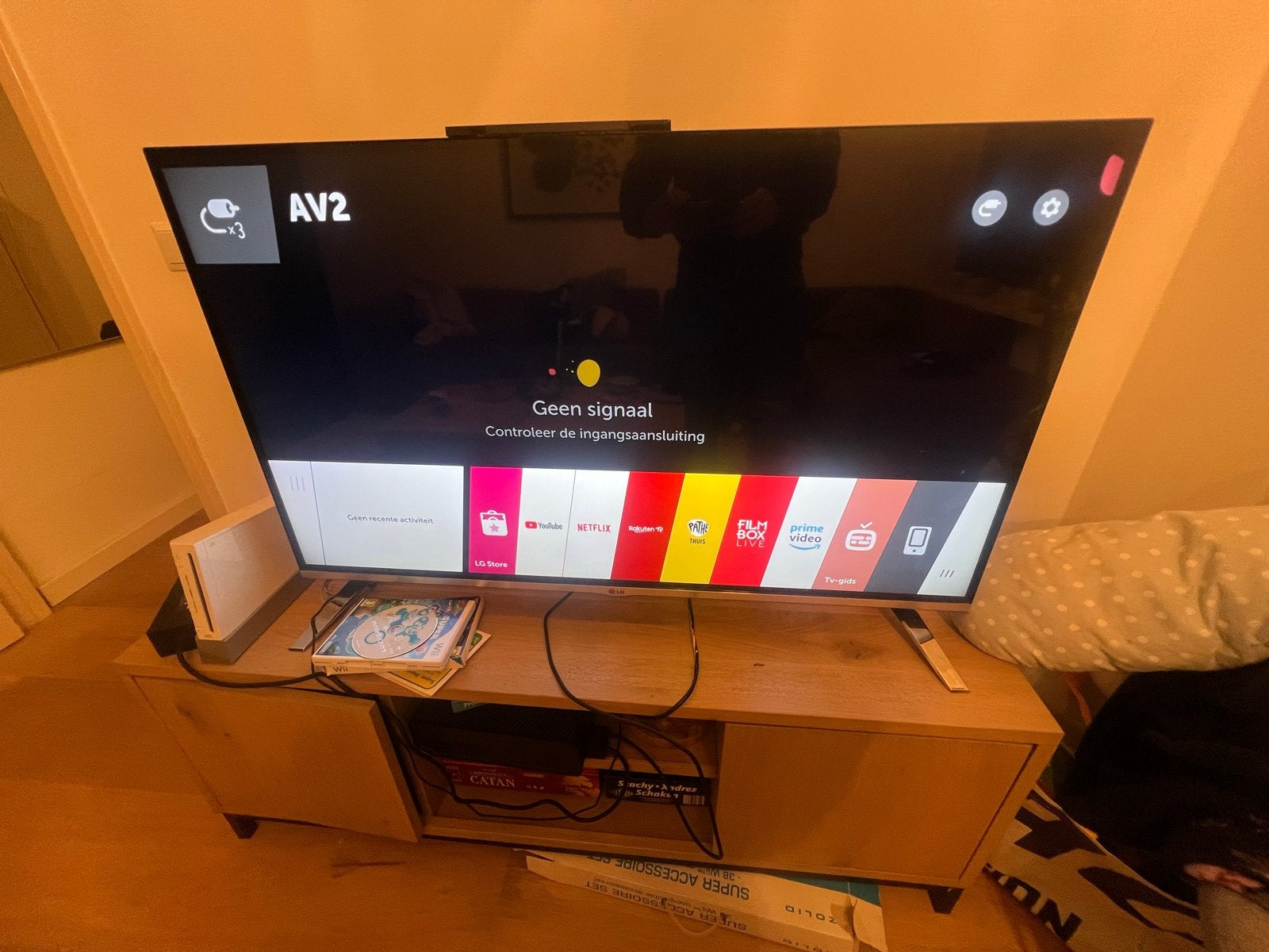 LG Smart TV met afstandsbediening, Ophalen of Verzenden, Zo goed als nieuw, 100 Hz, 100 cm of meer