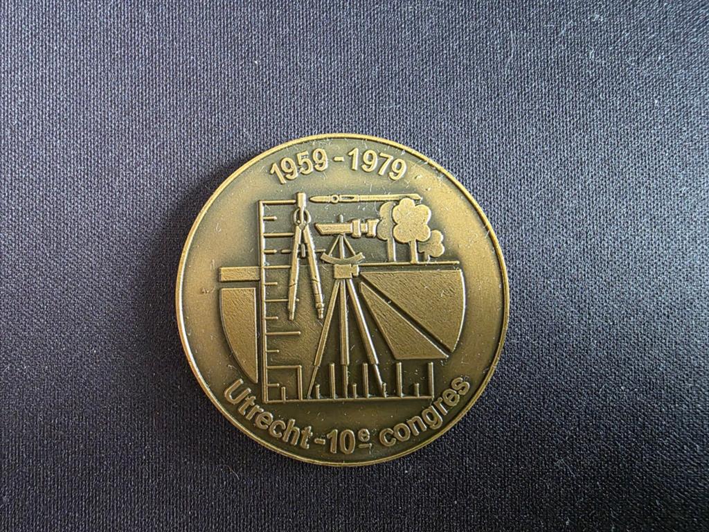 Bronzen gedenkpenning Geodesia, Ophalen of Verzenden, Brons, Nederland