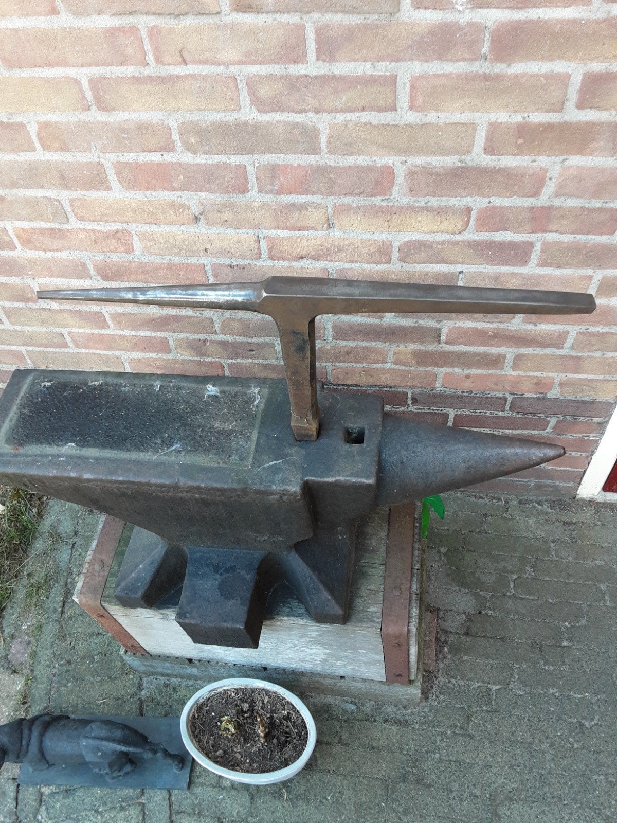 speerhaak/smederij/aambeeld/smidsvuur/gereedschap, Ophalen