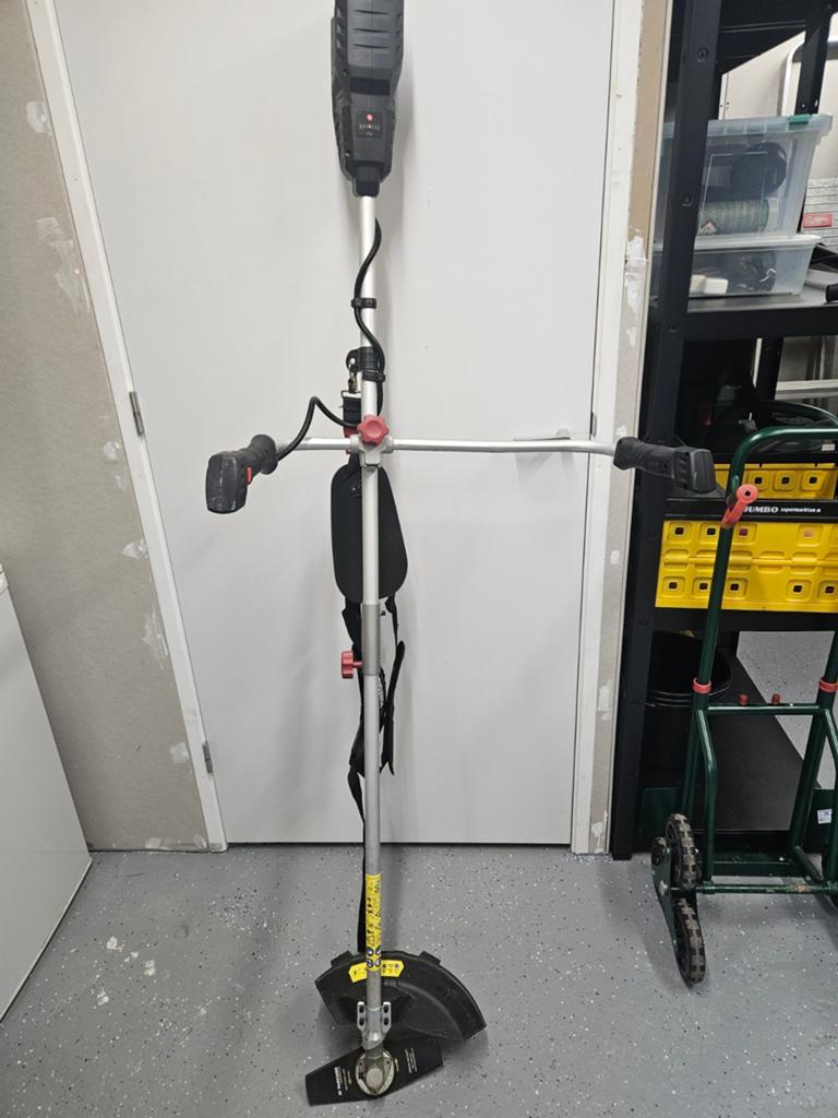 Parkside Accu Grastrimmer / Bosmaaier 40V (2x 20V) - Nieuw, Ophalen, Accu