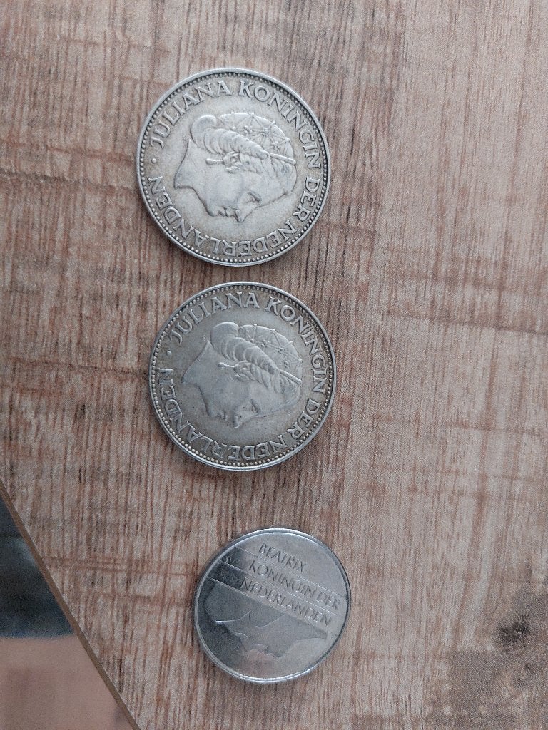 3 munten van 2.5 gulden, Ophalen of Verzenden, Zo goed als nieuw