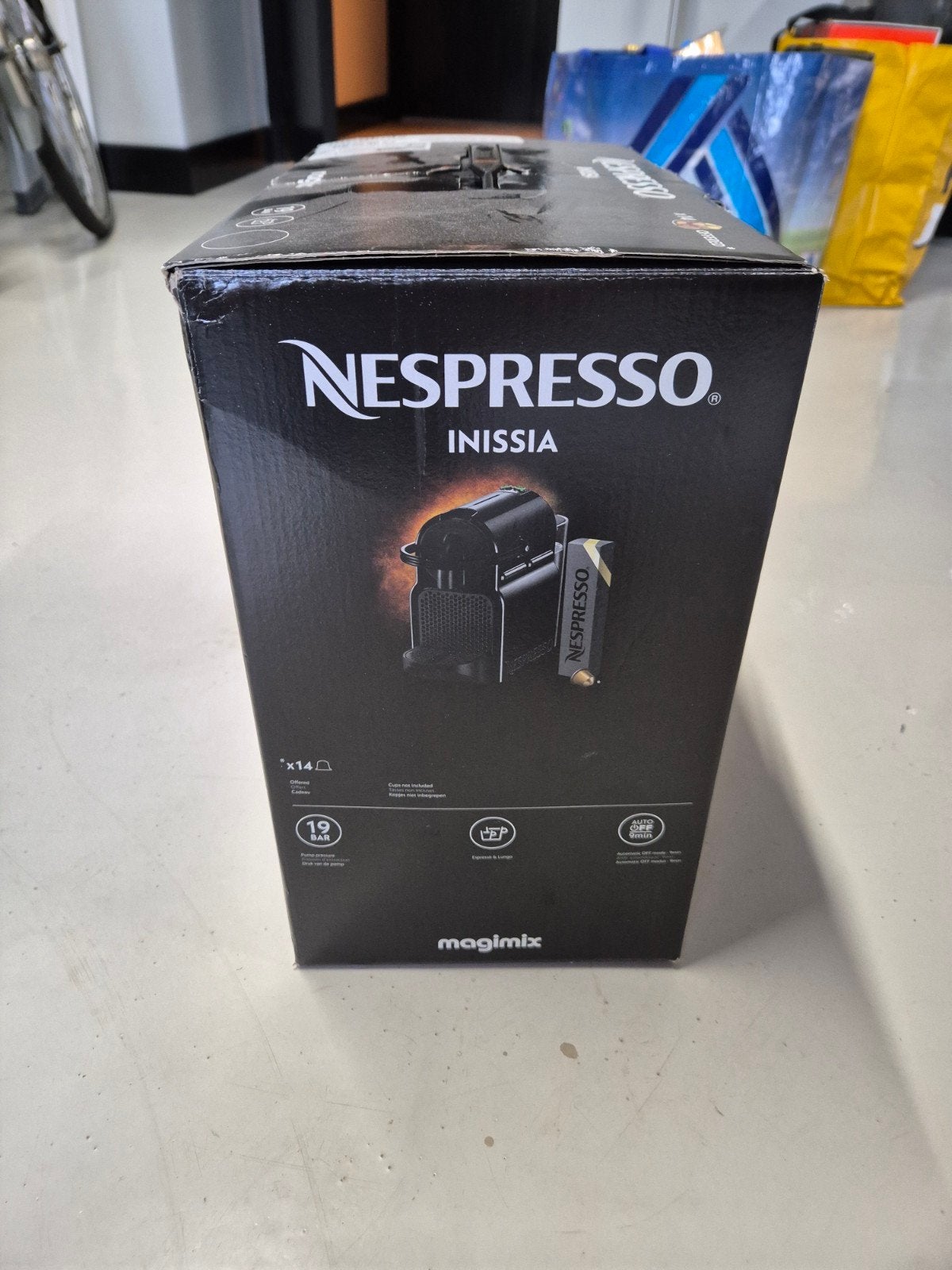 Nespresso Inissia Magimix - Compacte, snelle espressomachin, Gebruikt, Espresso apparaat, Ophalen of Verzenden, 1 kopje