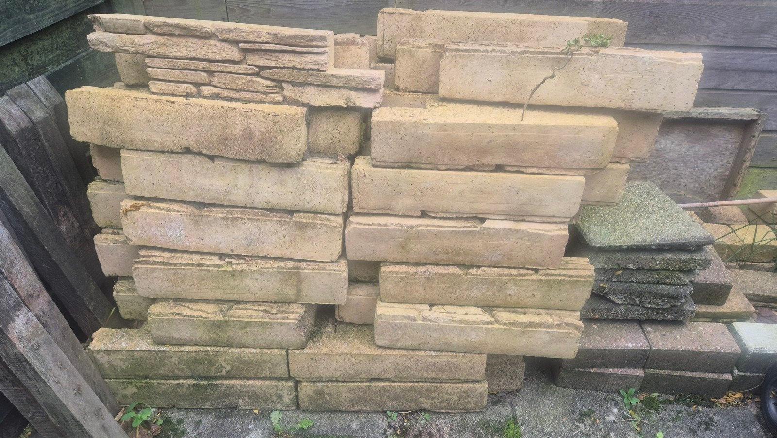 Diverse partij gebruikte stenen en tegels, Tuin en Terras, Ophalen, Gebruikt, Klinkers, 10 m² of meer