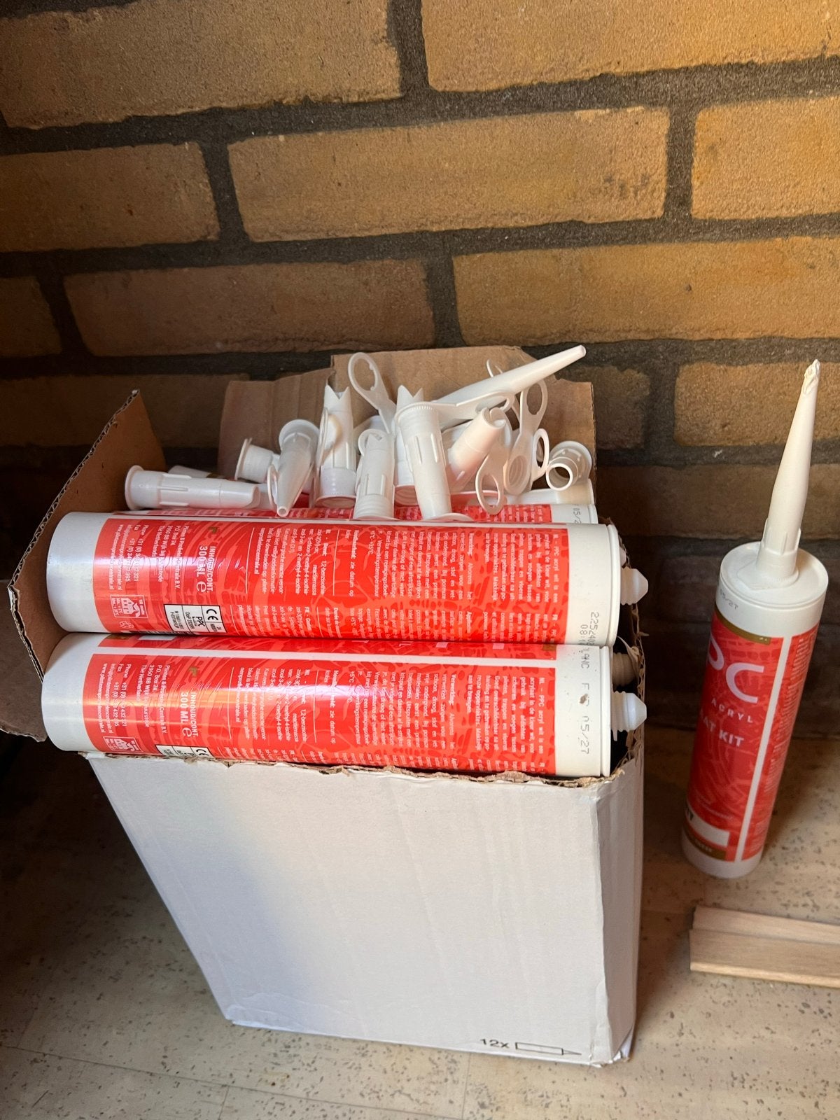 Vloerkit los te koop! Ongebruikt, Doe-het-zelf en Verbouw, Isolatie en Afdichting, Overige materialen, Nieuw, Minder dan 5 m²