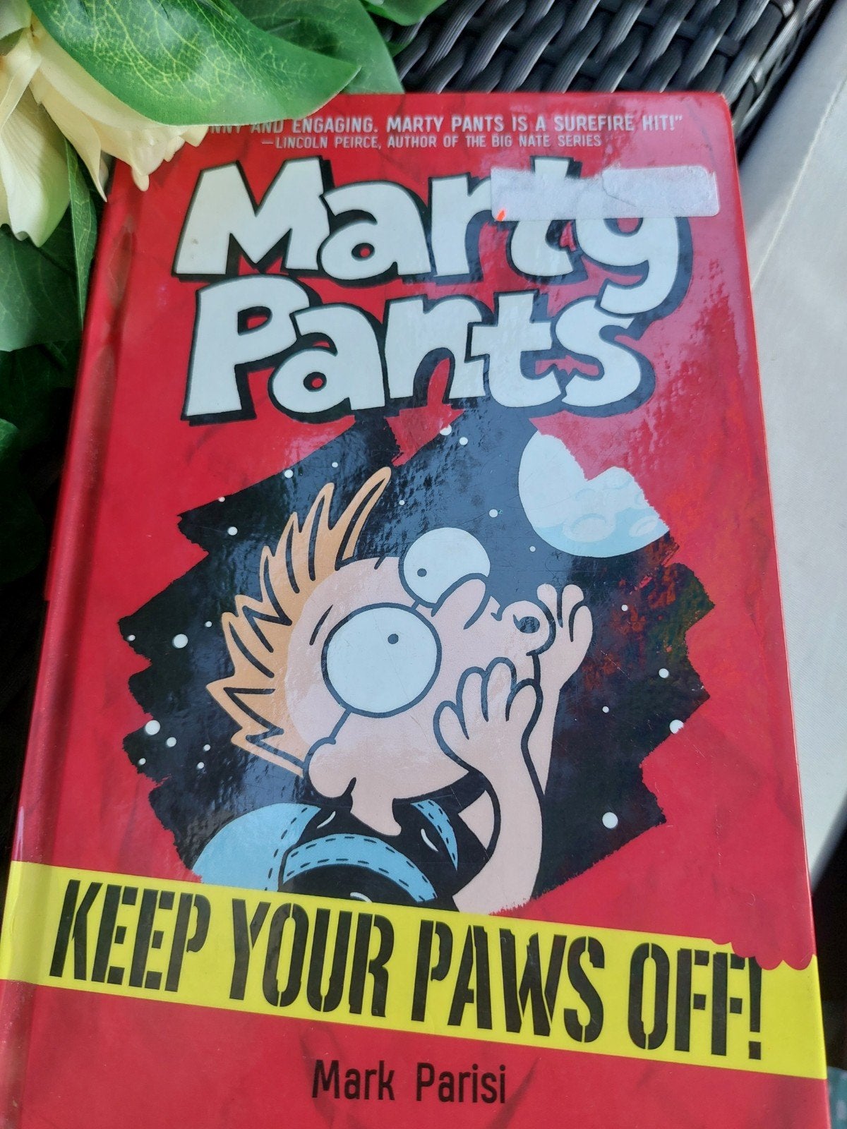 Marty Pants: Keep Your Paws Off! - Oud Bibliotheek Boek, Ophalen of Verzenden, Gelezen, Mark Parisi, Fictie algemeen