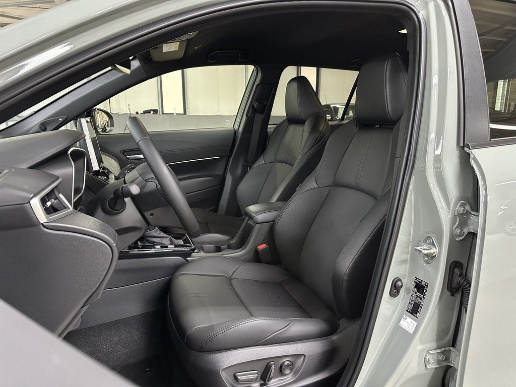 Toyota Corolla Cross Hybrid 180 Executive | JBL | Leder | 36, Auto's, Toyota, 12 maanden, Gebruikt, 4 cilinders, Leder