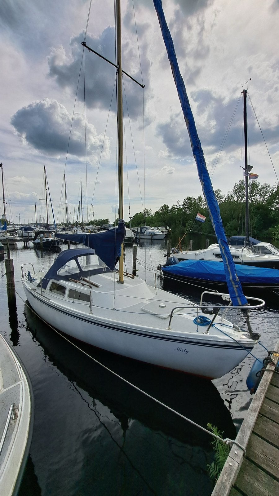 Jaguar 22 met 8 pk bb motor, Ophalen, Gebruikt, Polyester, Buitenboordmotor
