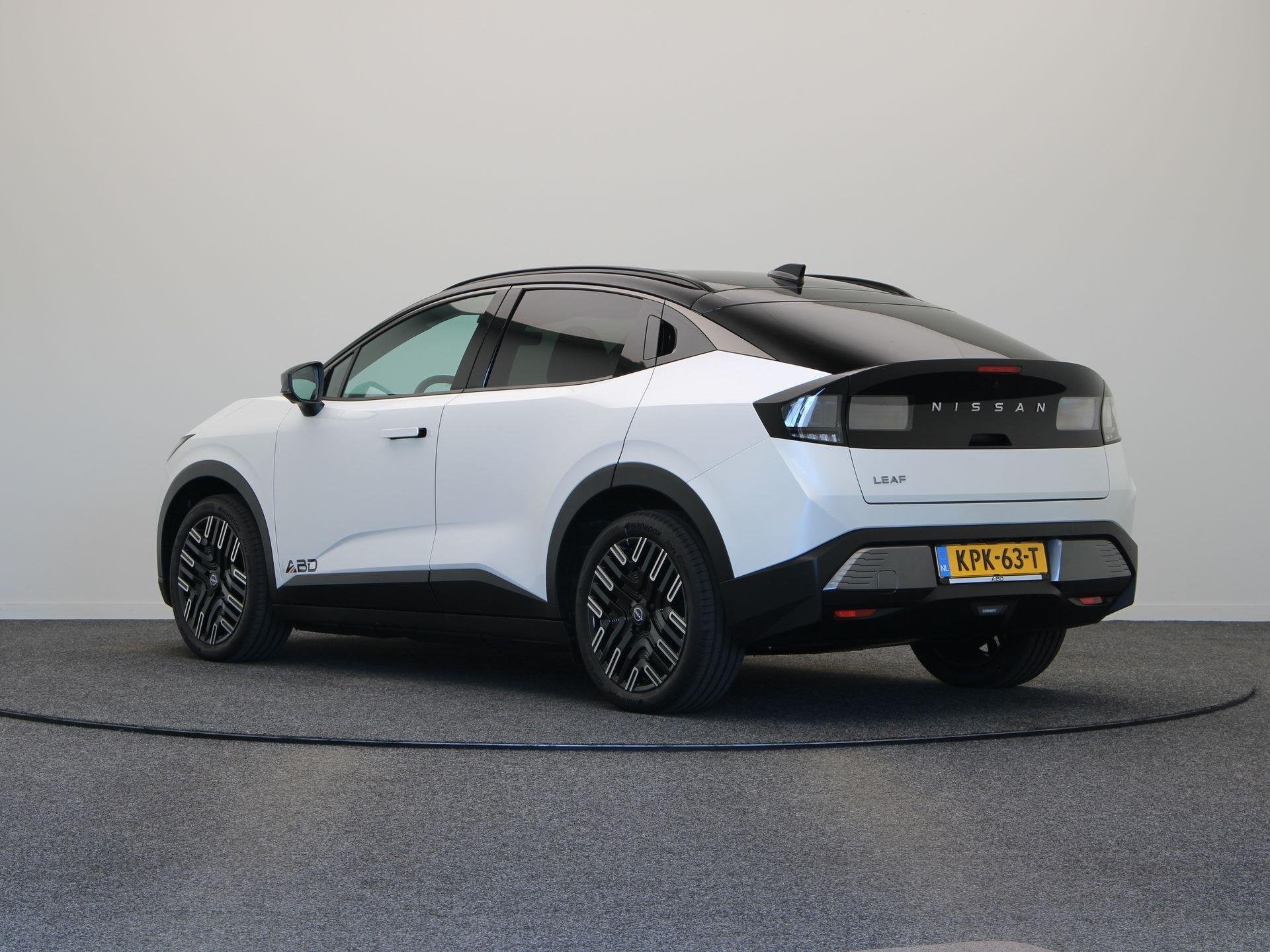 Nissan LEAF Evolve 75 kWh | Pro-pilot | Bose audio | Head-up, Auto's, Dealer onderhouden, 32 min, 495 min, Wit
