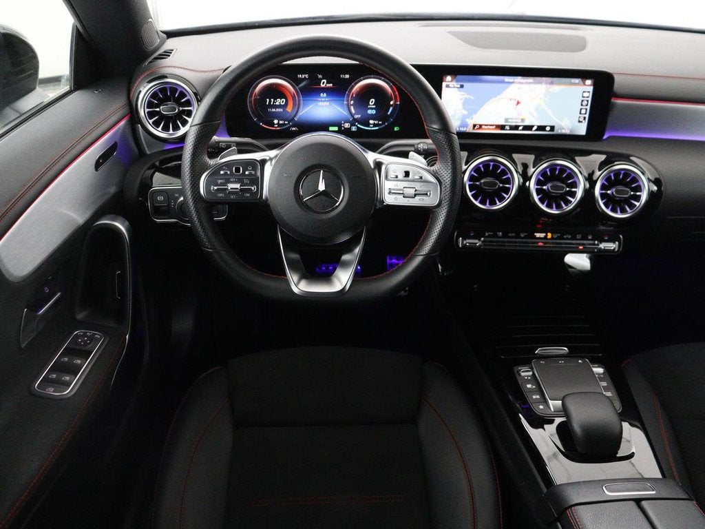 Mercedes-Benz CLA-klasse Shooting Brake 250e Business Soluti, Auto's, Mercedes-Benz, CLA, Gebruikt, Euro 6, 4 cilinders