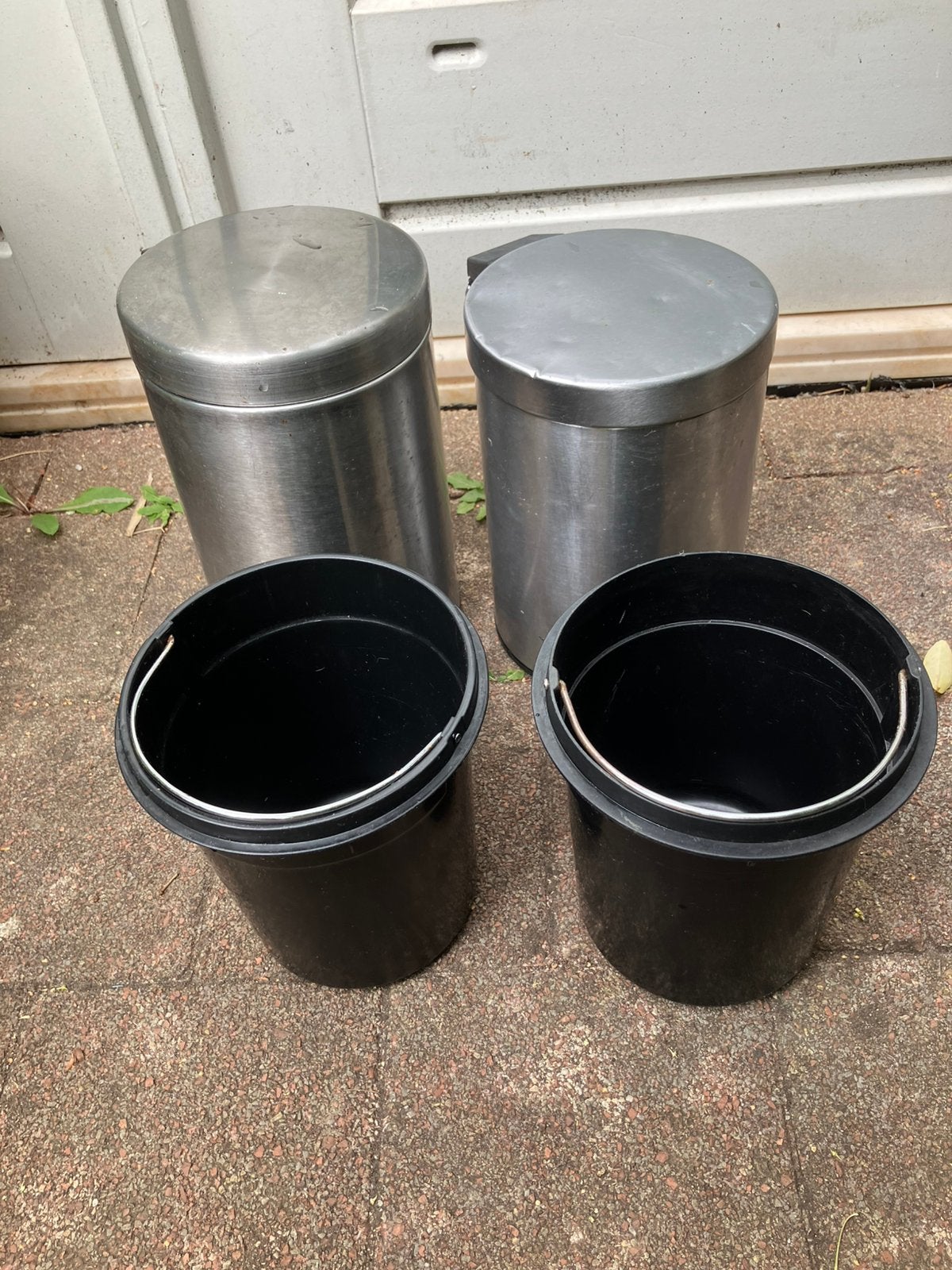 2 kleine prullenbakken, Minder dan 10 liter, Ophalen of Verzenden, Gebruikt, Kunststof