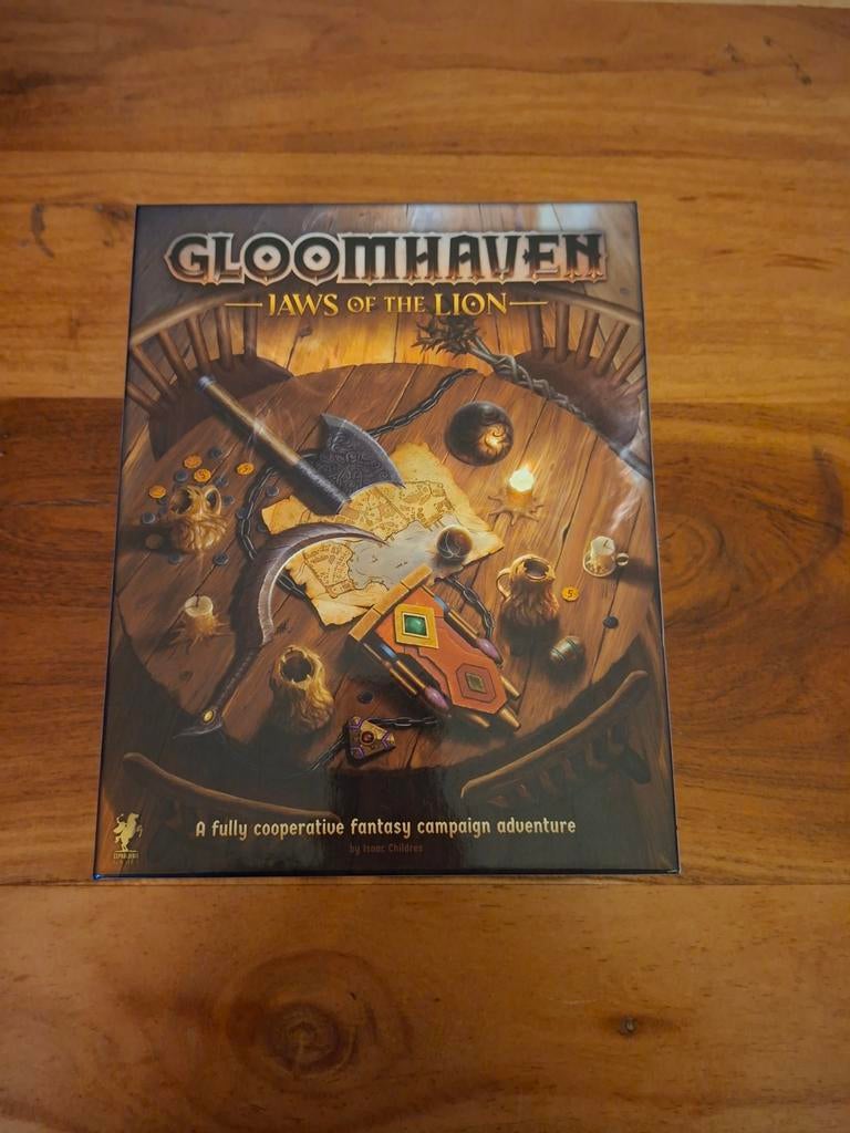 Gloomhaven Jaws of the Lion (EN), Hobby en Vrije tijd, Gezelschapsspellen | Bordspellen, Een of twee spelers, Ophalen of Verzenden