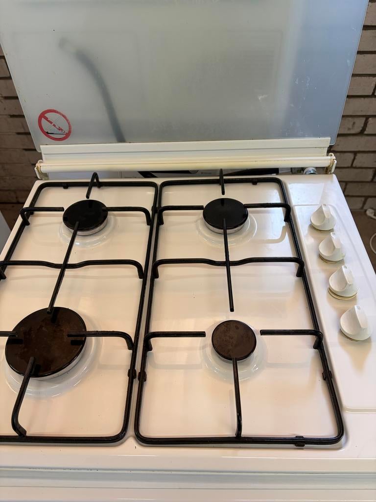 4-pits Gasstel - Compact en Functioneel, Witgoed en Apparatuur, Ophalen of Verzenden, Zo goed als nieuw