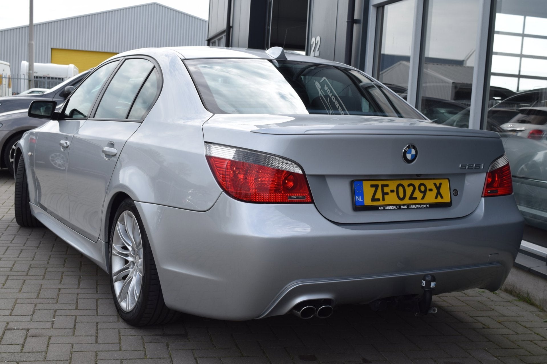 BMW 5-serie 525i Executive | M-Pakket | LPG | Xenon | ½ Led, Automaat, Achterwielaandrijving, Gebruikt, Zwart
