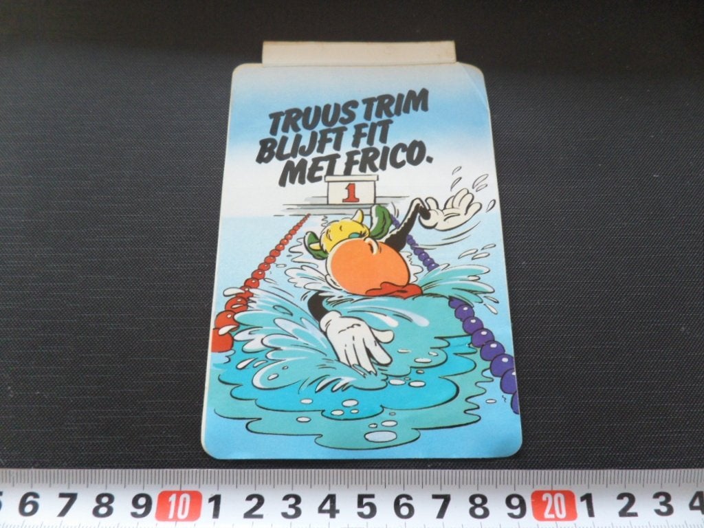 sticker strip zwemmen koe truus trim blijft fit met frico, Verzamelen, Ophalen, Zo goed als nieuw