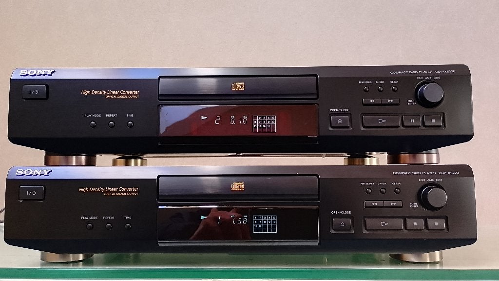 2 X Sony CDP-XE 220 "Vintage" Cd-Spelers; Zo goed als nieuw!, Ophalen of Verzenden, Zo goed als nieuw, Sony