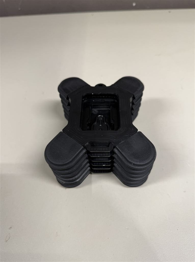 Foto 2 van Drie stuks camera mount - KlickFast Magnet Dock Garment Magn
