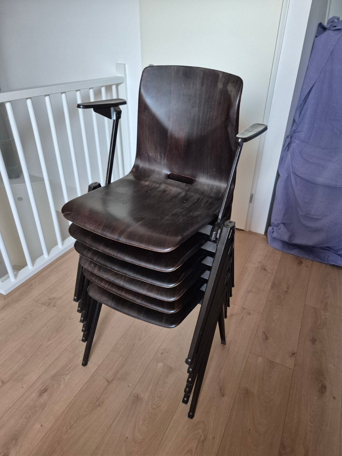 Zes vintage Thur op Seat schoolstoelen, Ophalen, Gebruikt, Hout, Vijf, Zes of meer stoelen