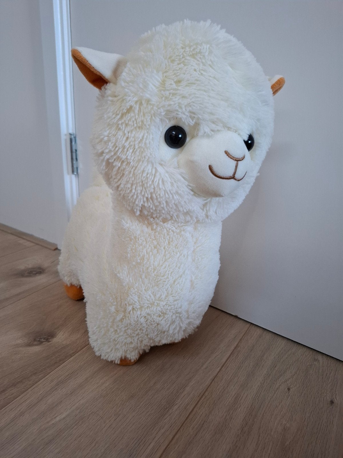 Grote Nieuwe Alpaca Knuffel - 45cm Hoog, 40cm Lang, nieuw!, Overige typen, Nieuw, Ophalen of Verzenden, Middelgroot (20 tot 80 cm)
