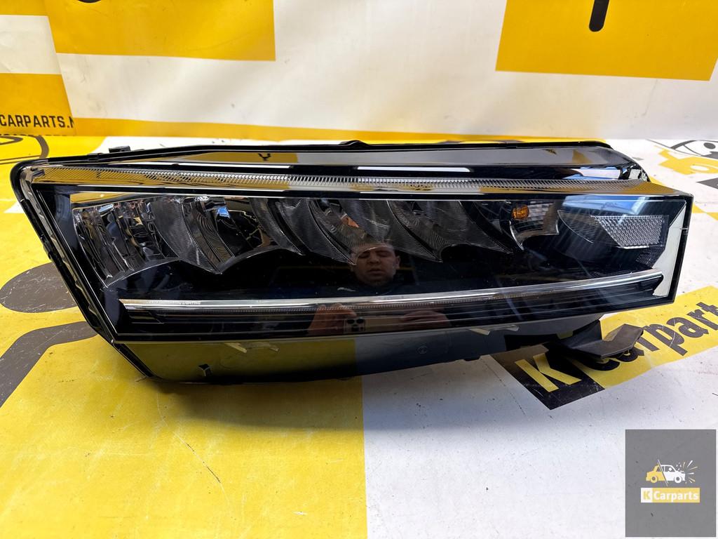 Skoda Octavia IV Koplamp rechts Full LED 5E4941016 origineel