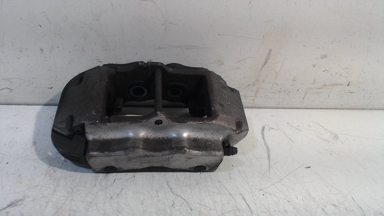 Remklauw links achter Audi Q7, Onderdelen@venauto.nl, Van der Ven Autorecycling B.V., Gebruikt, Ettenseweg 76, 4706 PB Roosendaal, The Netherlands
