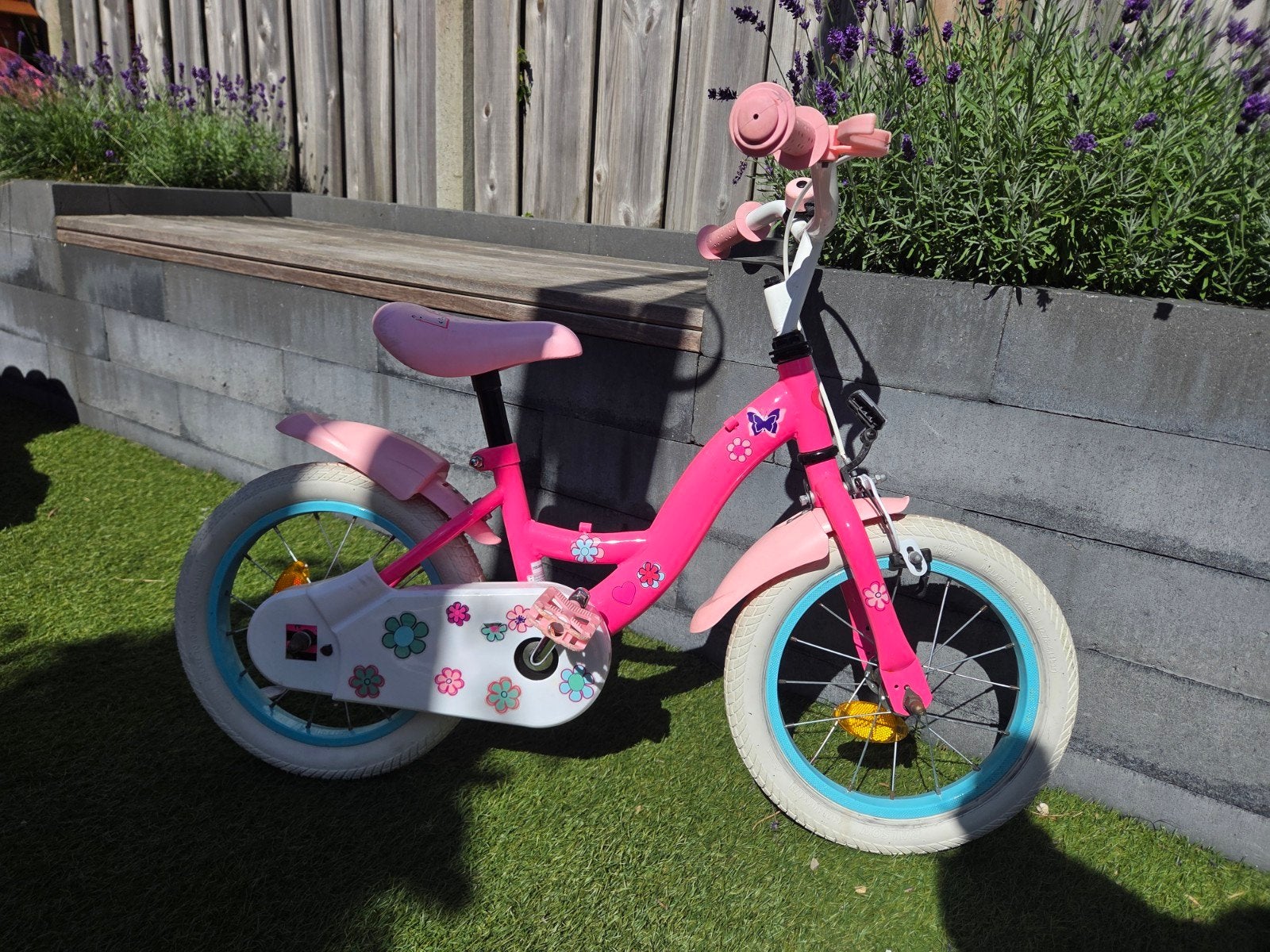 Roze Kinderfiets Meisjes 14 inch, Fietsen en Brommers, Fietsen | Kinderfietsjes, Ophalen, Terugtraprem, Zijwieltjes, Gebruikt