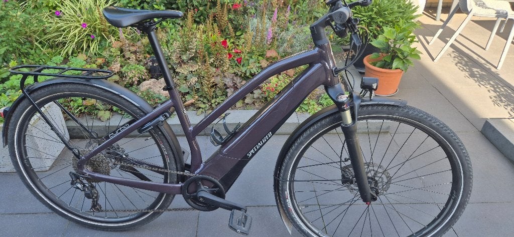 SPECIALIZED Turbo Vado 4.0,  maat M.  25km fiets., Zo goed als nieuw, 51 tot 55 cm, 50 km per accu of meer, Ophalen