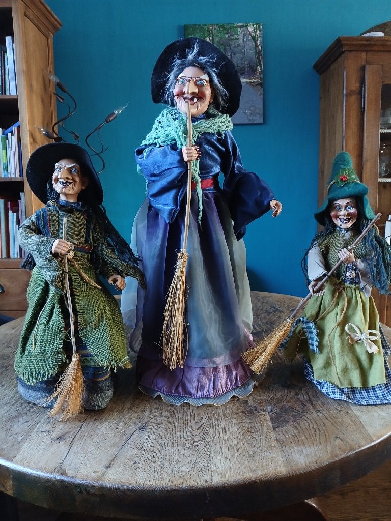 3 heel mooie heksen, Meerkleurig, Overige stijlen, Ophalen of Verzenden, Zo goed als nieuw