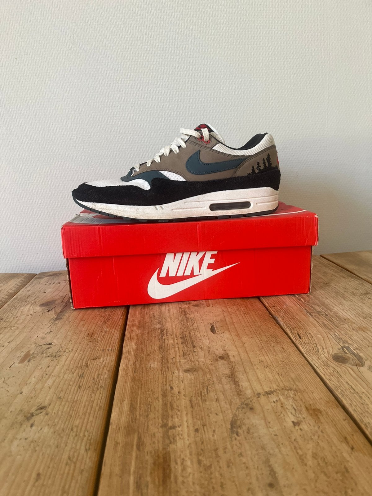 Nike Air Max 1 Escape Treeline maat 47,5 prima staat, Kleding | Heren, Ophalen of Verzenden, Zo goed als nieuw, Overige kleuren