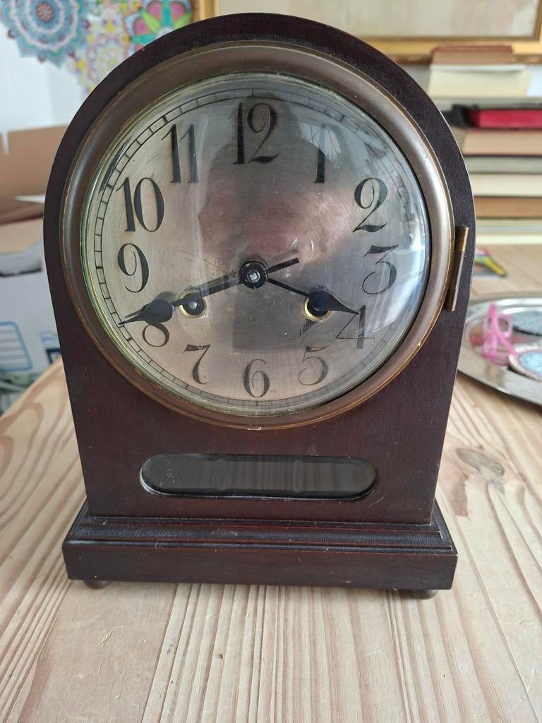 Junghans Antieke houten tafelklok - Klassiek design, Antiek en Kunst, Ophalen