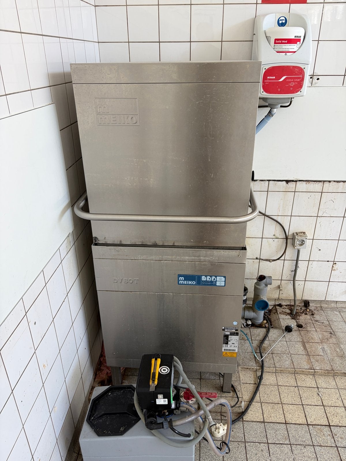 Meiko doorschuifvaatwasser, Ophalen, Gebruikt, Reinigen