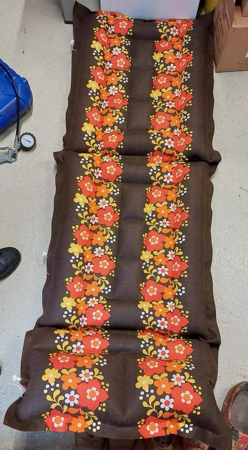 Vintage “flower power” luchtbed, Ophalen of Verzenden, Zo goed als nieuw, 1-persoons